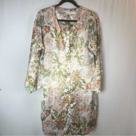 Vintage Intimates & Sleepwear Floral Satin Blouse Vanity Fair
 Button-Up M - Picture 1 of 9